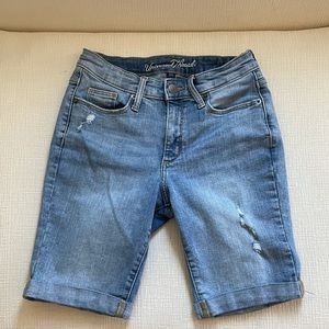 Universal Thread Bermuda shorts